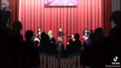 Ese botecito 🥵🥵🥵