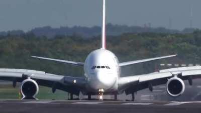 A380 nearly loses directional control while landing in a heavy crosswind