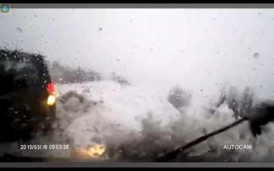 Russia: UAZ driver nearly gets killed in accident