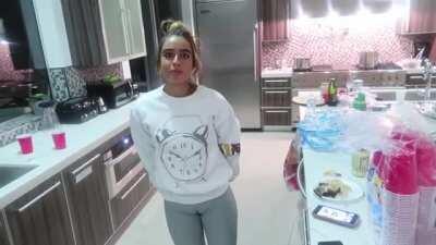 One of the most aggressive camel toes I've ever seen