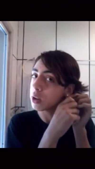 como furar a orelha atualizado 2021 (o grito foi de felicidade por estar dando certo furar!)