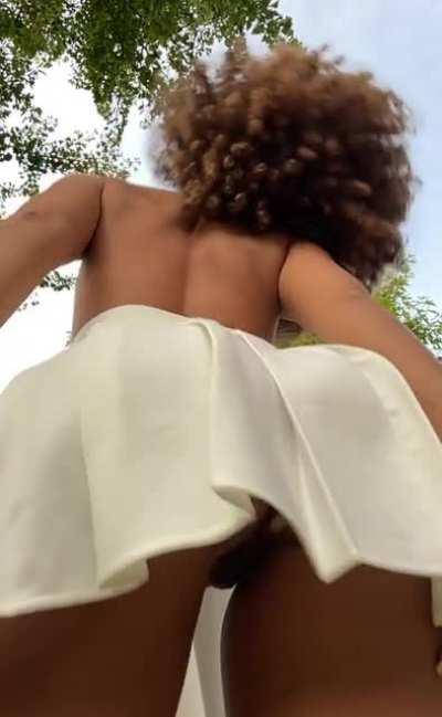 I wear no panties under my skirt, I hope it's not a problem