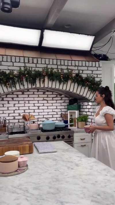Filming Selena + Chef season 4 IG 8/12/2023