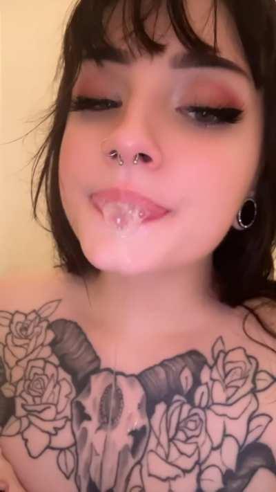 wanna watch me make an absolute mess of myself?😚 [oc]