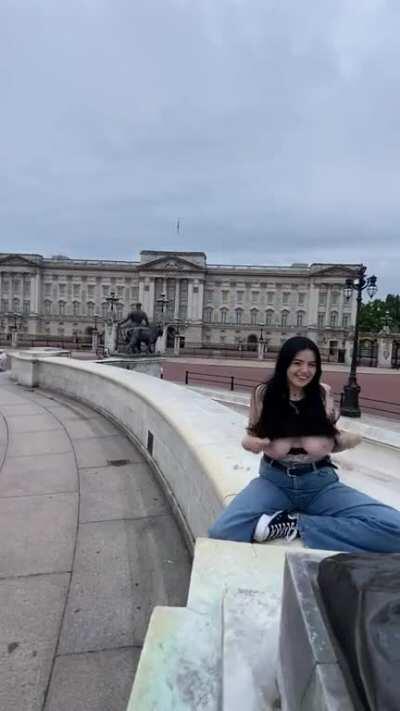 Getting my tits out at Buckingham phallus, uh I mean palace!