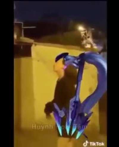 Varicose Vaine m7 feel like a queen after she can dodge Flopmi’s Bubble 🤡 & Nasus is barking all the time, he need to chill sis 😔💅🏻