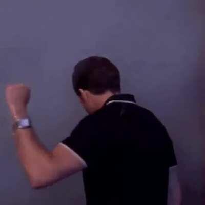 MRW the college professor doesn't show up and I leave at exactly 15:00 min, according to protected decreed law from the Students Association of America