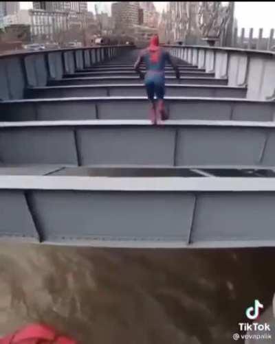 New Spider-Man looks good!