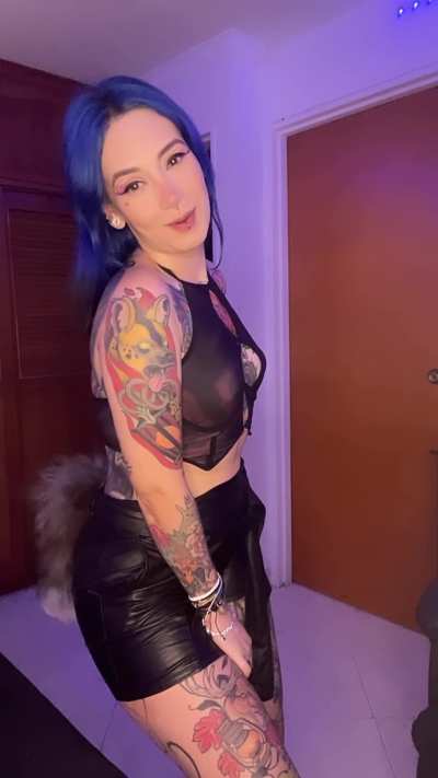 Let me be your horny puppy for this halloween