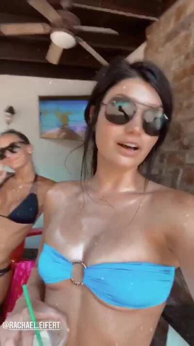 Lauren and friend (gif)