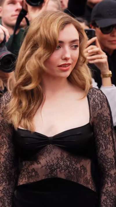 Nina Ricci Womenswear Fall/Winter 2025-2026 show, Paris, France | March 7, 2025