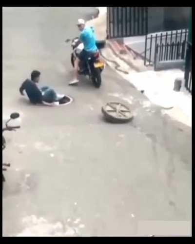 To steal the Manhole cover
