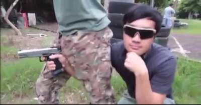 Fk packa punch, pack a package.