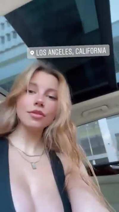 just postin her fine ass face rn