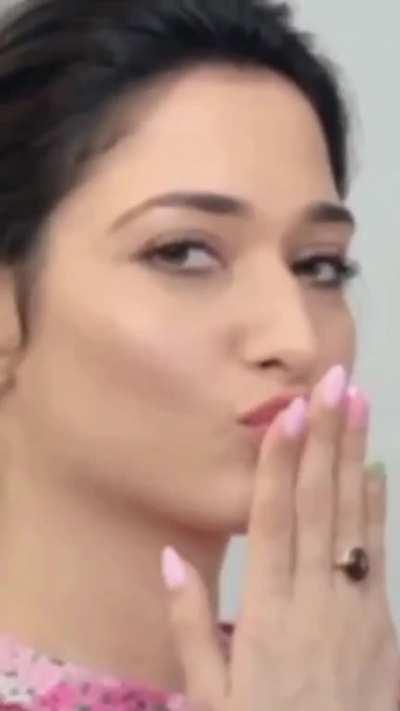 Tamanna Goddess Blessing us 🥵🥵