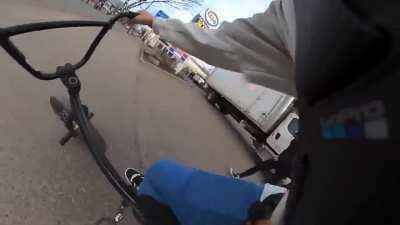 He published a BMX on Marketplace but realized that they did not want to buy it