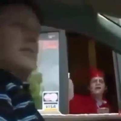 Dae based midget 😳