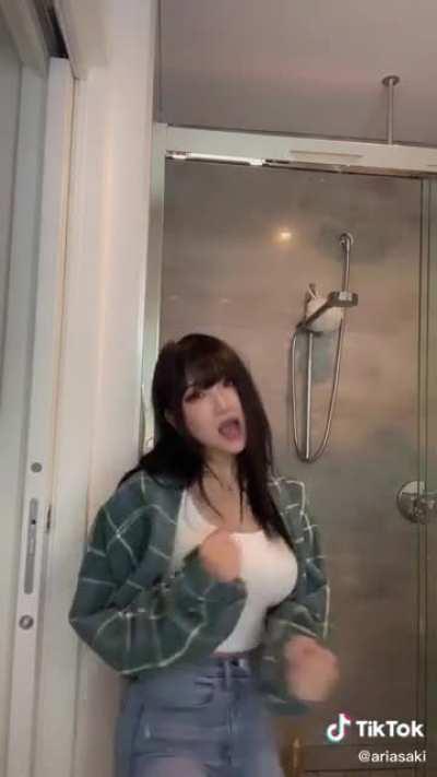 Aria’s Russian Roulette v2