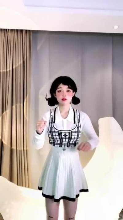 Why did the robot sneeze? She had a virus. How do robots eat salsa? With microchips. What do you call a robot that runs into walls? Wall-E. What is it called when two robots meet together in a restaurant? A dinner data.