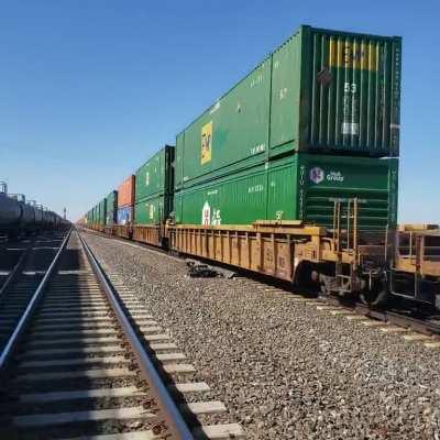 I hate when this happens. it makes a guy nervous. (yes I have authority to be here)