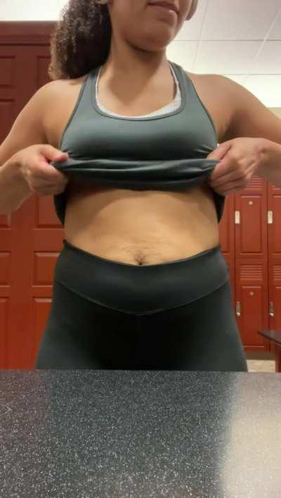 Had to hide from the girl who walked in. Post gym flash [gif]