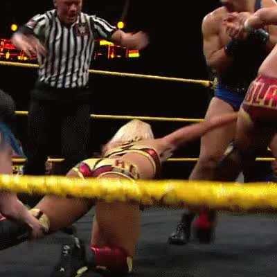 They see her Crawlin'