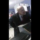 Из прошлого привет, гостил недавно у ментов. Копы угарают, не закрывая ртов. Ленин к ним приехал, видно перебрал. Но даже в отделении, коммуни