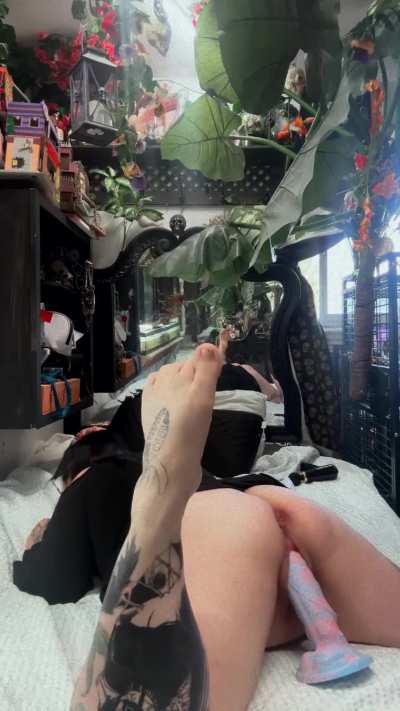 Just a southeast Michigan mom worshipping this cock 🤤