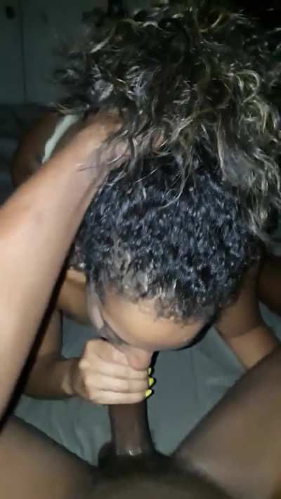 Trained my Colombian baddie how to suck daddy's dick!🍆🤴🏿