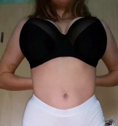 Oversized shirts for oversized tits