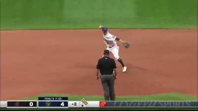 [Highlight] [Highlight] Nick Ahmed breaks up Freddy Peralta’s no hitter