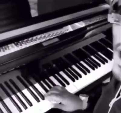 I AINT GOIN BACK TO FUCK WIT YOU BITCHES