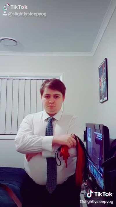 Choke me in your business suit daddy 🥵😫