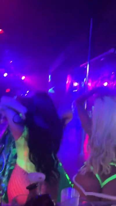 Shaking that big ass