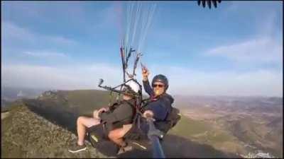 🔥 Vulture hitches a ride on a selfie stick 🔥