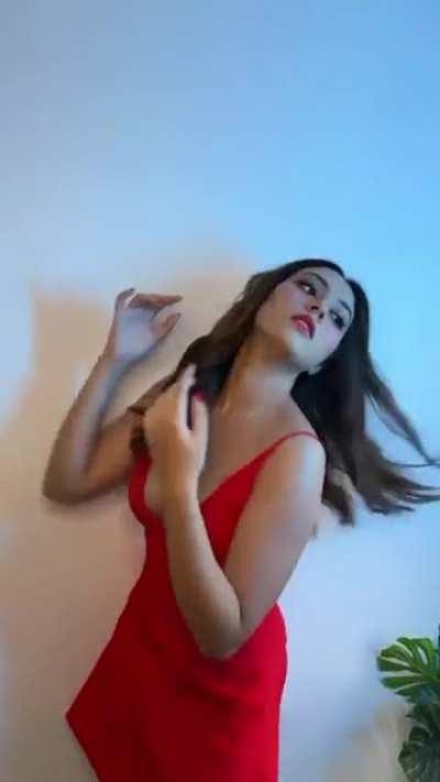 Reem Sameer Shaikh (@reem_sameer8)