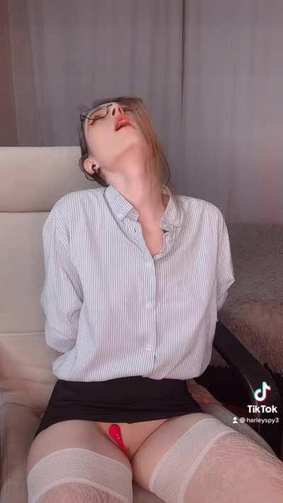 When I came to an interview without panties👅