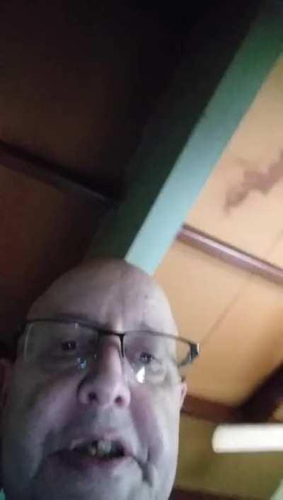 Chavale, ayudemos a mi abuelo que esta re cachondo 🥵