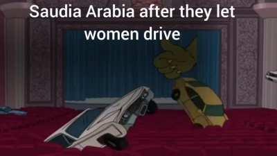 Don't let w*men drive 😡