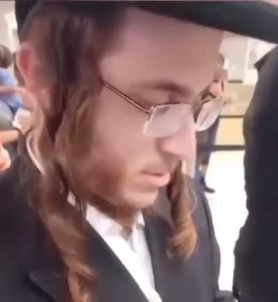 Man forced to delete pictures he took of little girls