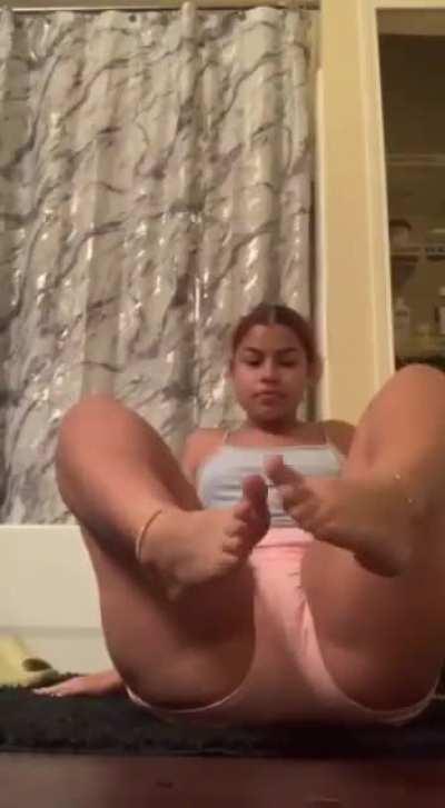 Like and comment for rest of the video. Surprise 🥰