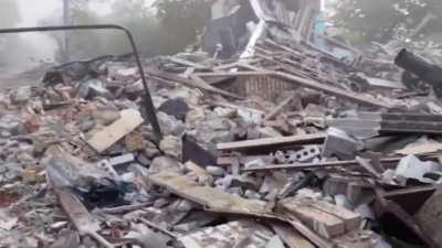 Some rubble that used to be ruzzian base reportedly in Nova Kakhovka, Kherson oblast. Complete with a dejected sounding ruzzian.