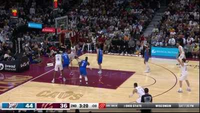 [Highlight] Chet Holmgren rejects Isaac Okoro