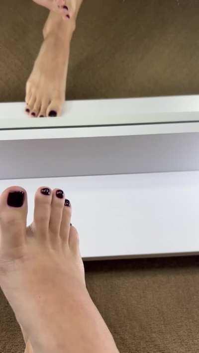 You will definitely want to have fun with my legs