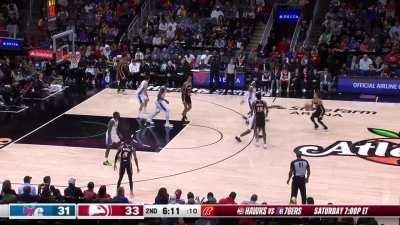 [Highlight] Trae Young drills a deep three.