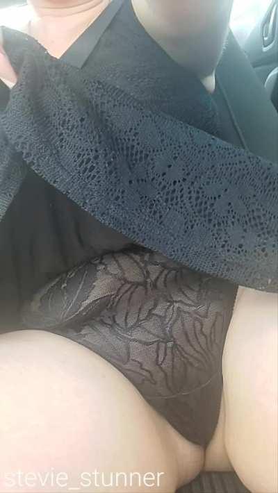 On the drive to a wedding