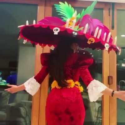 Those curves, god damn...