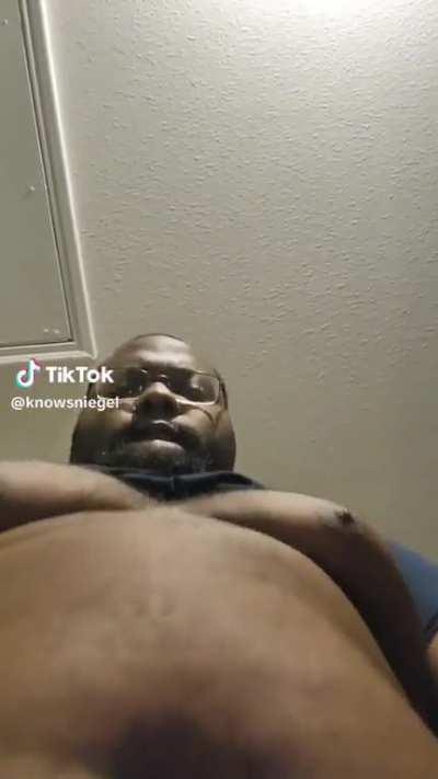 Who did it better brucehitemup or this guy?