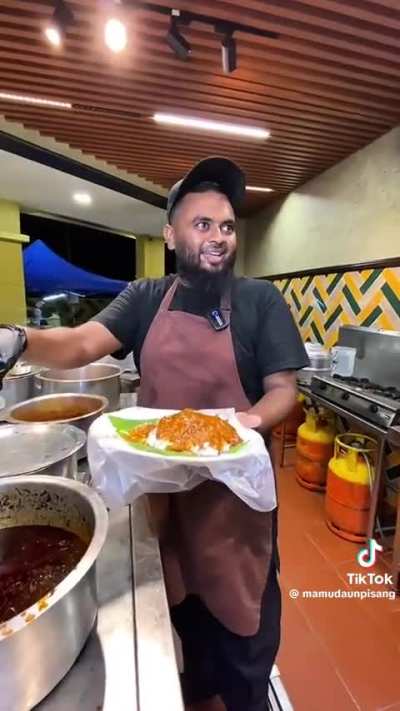 The science of nasi kandar bungkus