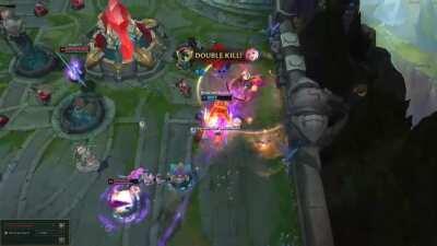 Imagine thinking you can carry a game against a jungler xDDDDD